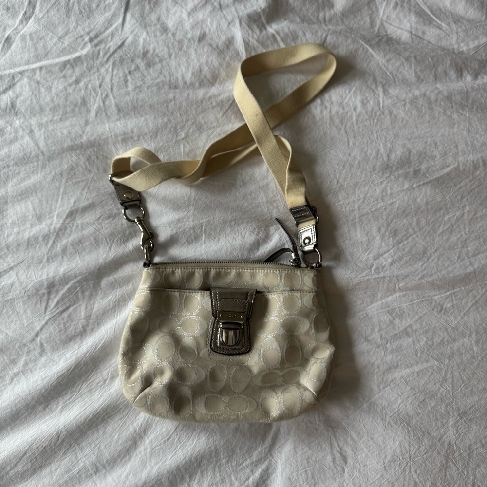 Stylish Cream Shoulder Bag